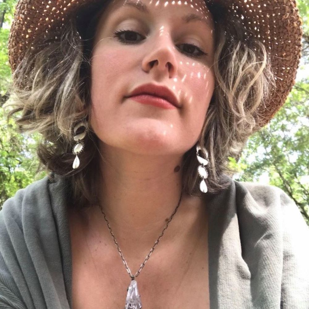 Meet your Posher, Dana